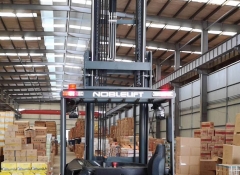 江西諾力1.4噸電動前移式叉車（RT1465），升高6.5米，新車交付某食品行業(yè)客戶使用