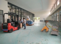 江西諾力2噸電動叉車交付長沙某高校用戶使用