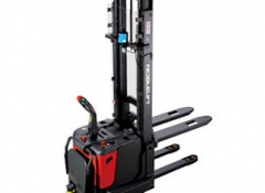 諾力托盤堆垛車AGV