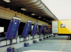 凱卓立電動上翻式高度調(diào)節(jié)板