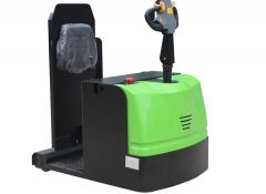 站駕式電動(dòng)牽引車(chē)