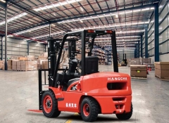 1-3.8噸X系列內(nèi)燃叉車