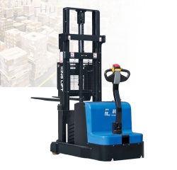 步行式平衡重式電動叉車-長沙合力