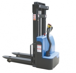 KLD15D型 步行式全電動堆高車(1.5T)