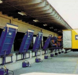 貴州凱卓立電動(dòng)上翻式高度調(diào)節(jié)板