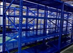 輕型倉儲貨架-長沙貨架