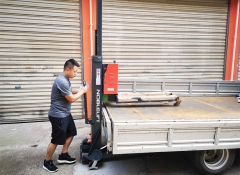 江西長沙自卸叉車（自提升堆垛車）物流隨車裝備