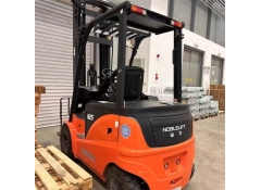 河南諾力叉車(chē)